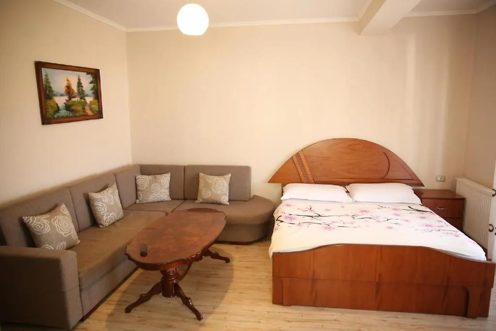 ***  Vila Ilir Hotel Tushemisht Albanien